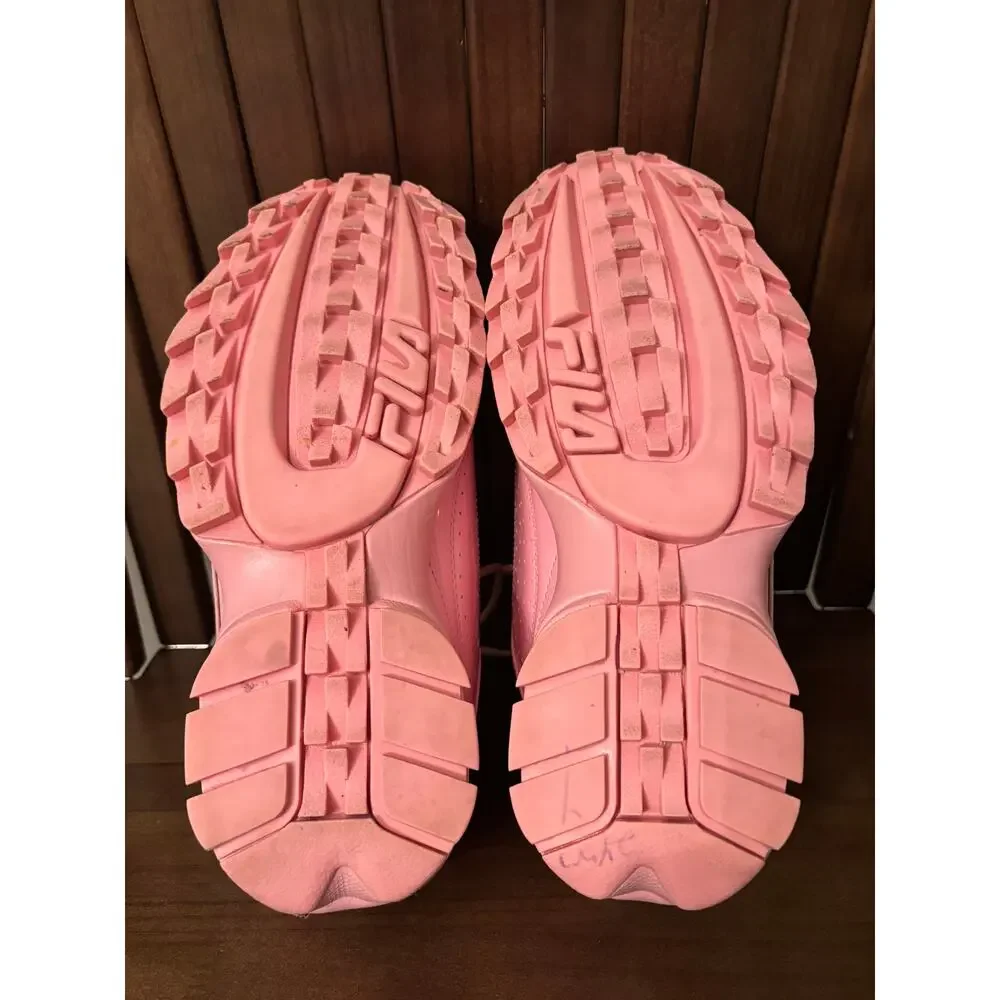 Fila step into